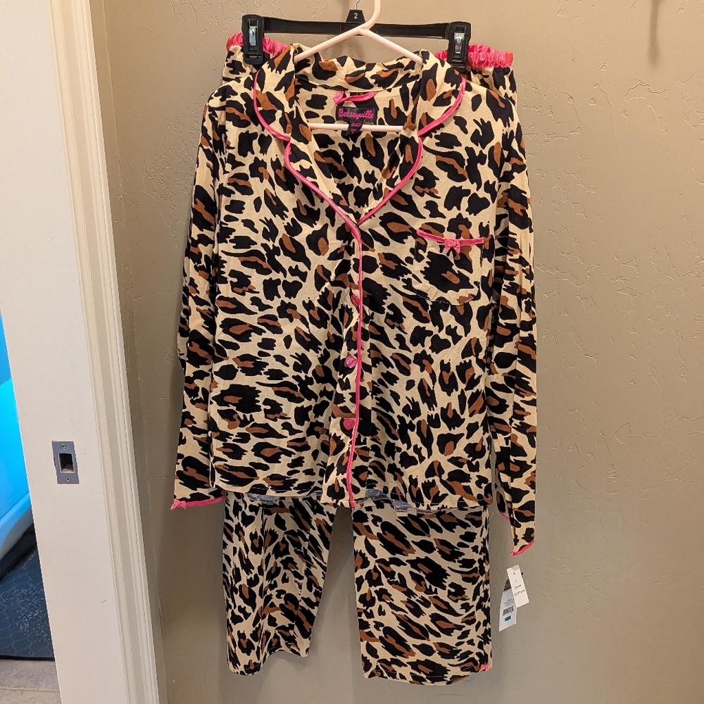 Betsey Johnson Leopard Pajama Set with Pink Satin Trim New W/Tags
